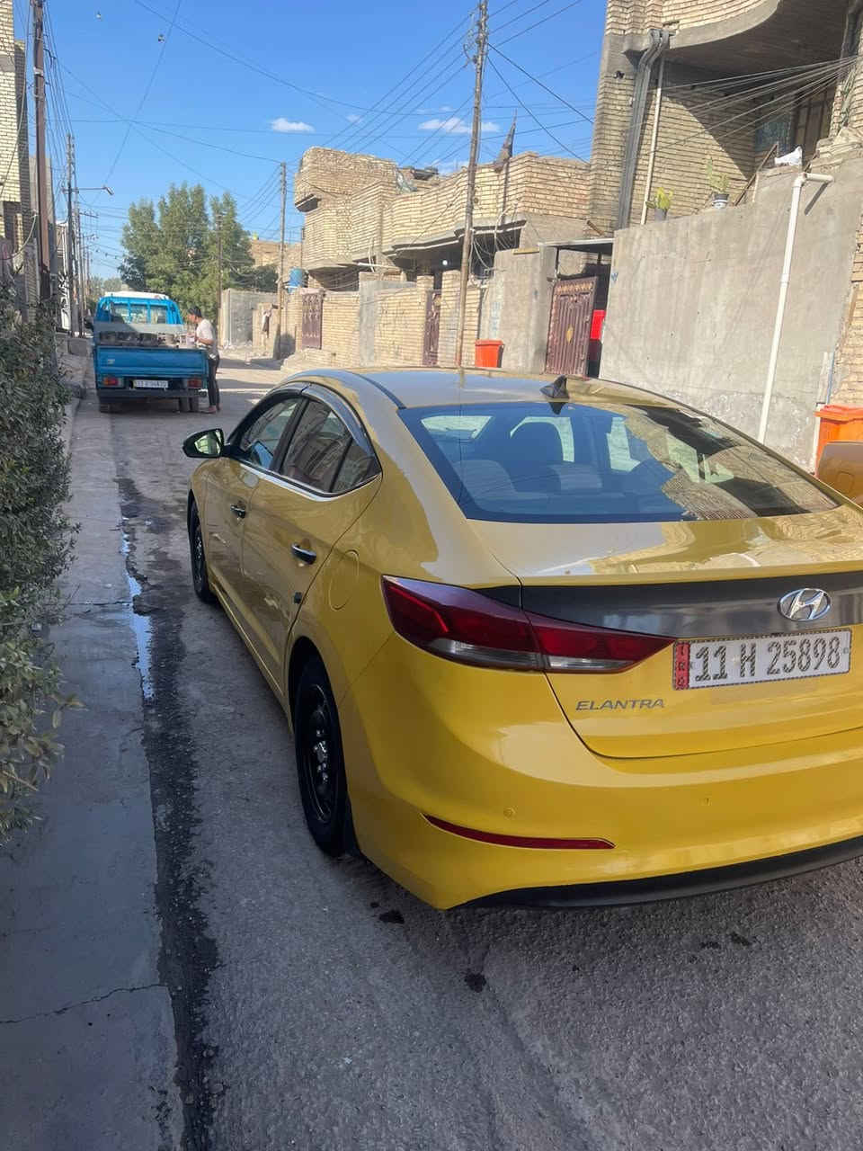 السلام عليكم انترا موديل 2018 صوره الحادث مرفوق بلمنشور سياره مكفوله من دواخل تخم تاير تبريد شغال تحكم ستيرن جيهتين محرك 2000 دوش حداديه جديده اشاير بالمري مكاني بغداد رقم تلفون ***********
