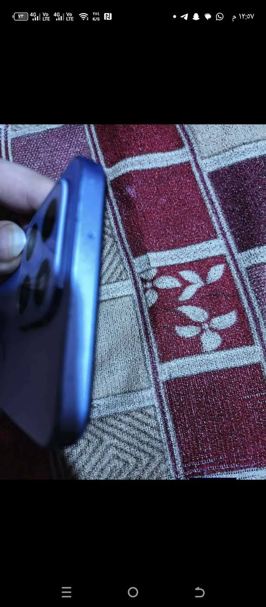 سلام عليكم شباب جهاز هونر ذاكرته 256 سعر ١٣٠ وبي مجال مكاني بصره زبير وهاذه رقمي ***********
