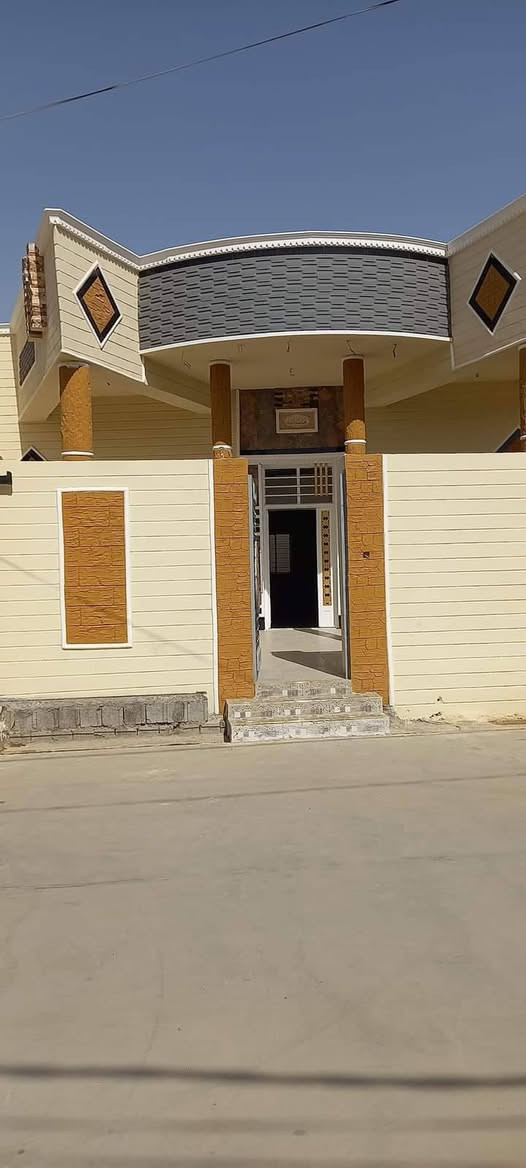 السلام عليكم خلفة صباغ واجهات وداخل وتصليح رطوبة بأسعار مناسبة وعمل درجة اولى للاستفسار واتساب او خاص وتدلل مكاني بغداد 
***********
***********
