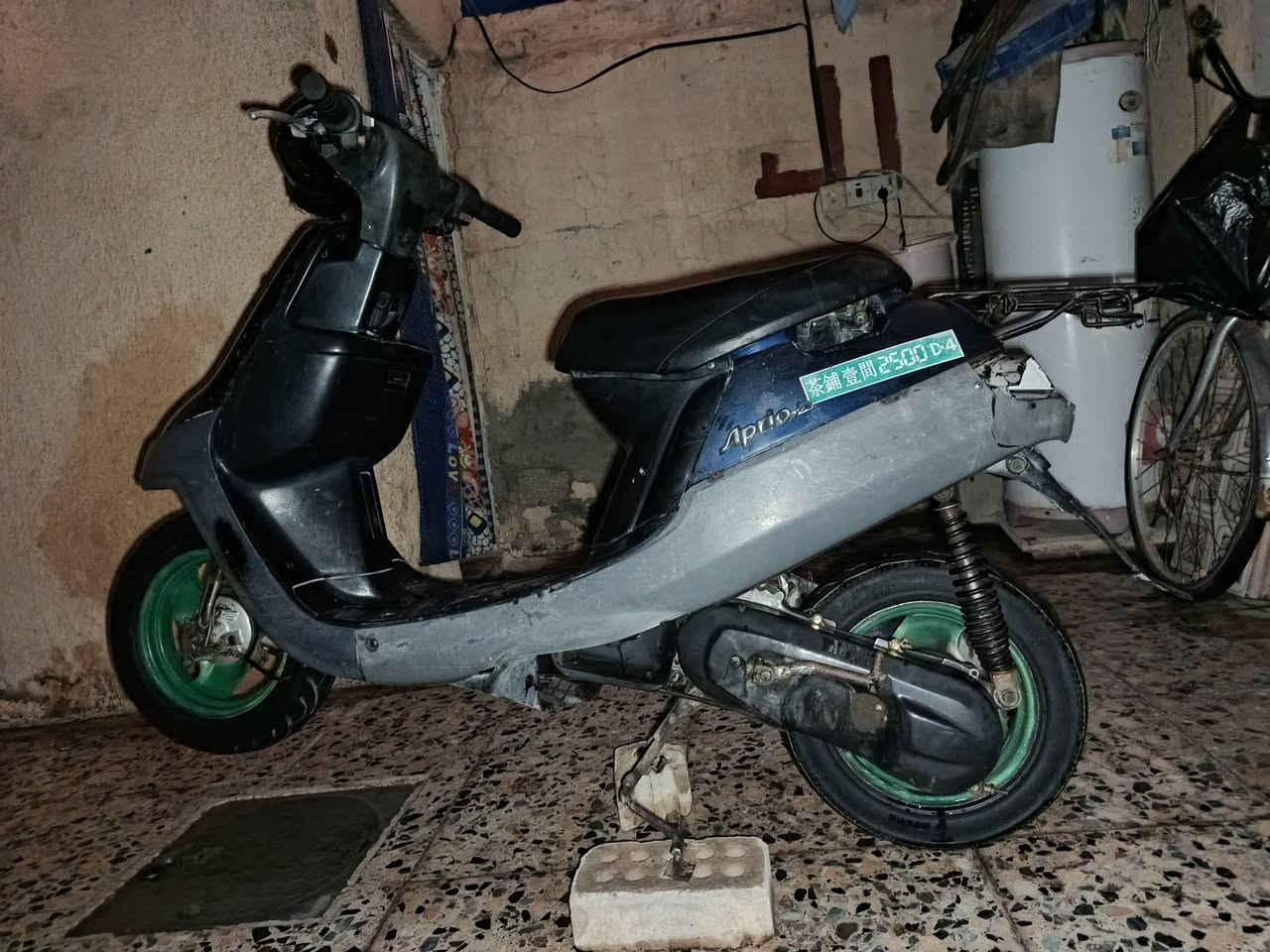 دراجه بطه ياباني نضيفه للبيع شلعه ومعدل السعر ١٣٥ العنوان بغداد ابوغريب ***********
