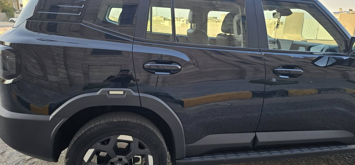🚗 للبيع فقط 🚗

✨ جيتور T1 موديل 2026✅ كفالة عامة🛡️ ضمان شركة هارلم 10 سنوات أو مليون كيلومتر📍 الممشى: 7,000 كم فقط (بعدها زيرو)📄 رقم أربيل باسمي🎨 لون الدواخل: تركوازي⭐ المواصفات كومفورت فول عدا الفتحة (التنّة) 
محرك الفين (2000)  تيربو 
💰 السعر: 33 مليون دينار🤝 بيها مجال بسيط جداً .
مكان سياره البصره 
📩 ***********. البصرة, العراق
