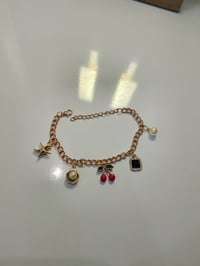 كل الأكسسوارات الي بالصور بألف دينار بسسس والتوصيل موجود ببغداد وكل ال...