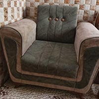 كرسي واحد • قوي • ما بيه كسر