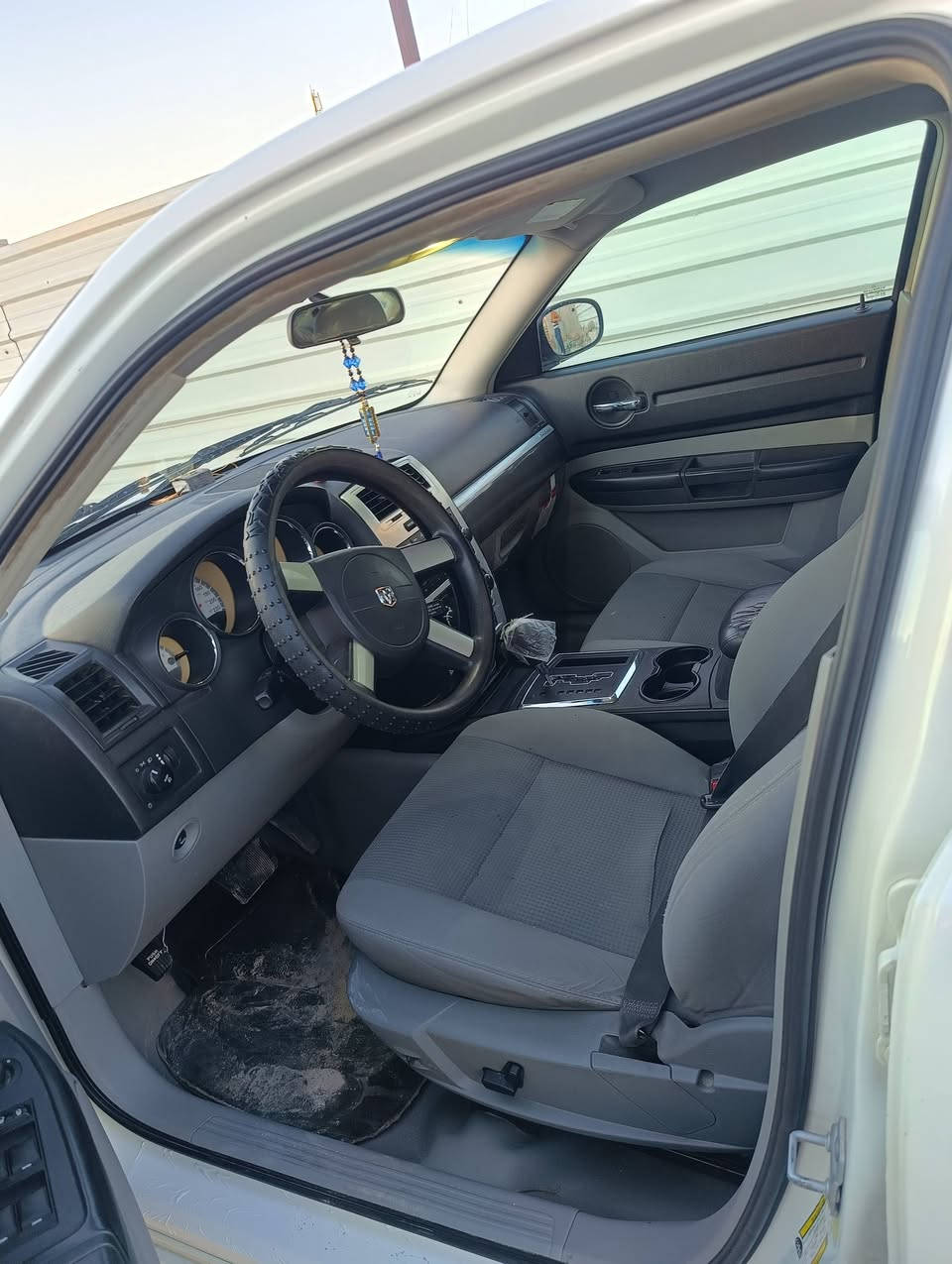 السلام وعليكم جارجر كندي  2008 متوم 2010 رقم شمالي مكفوله گير محرك گص سرقه كفاله 55وبيه مجال
***********
