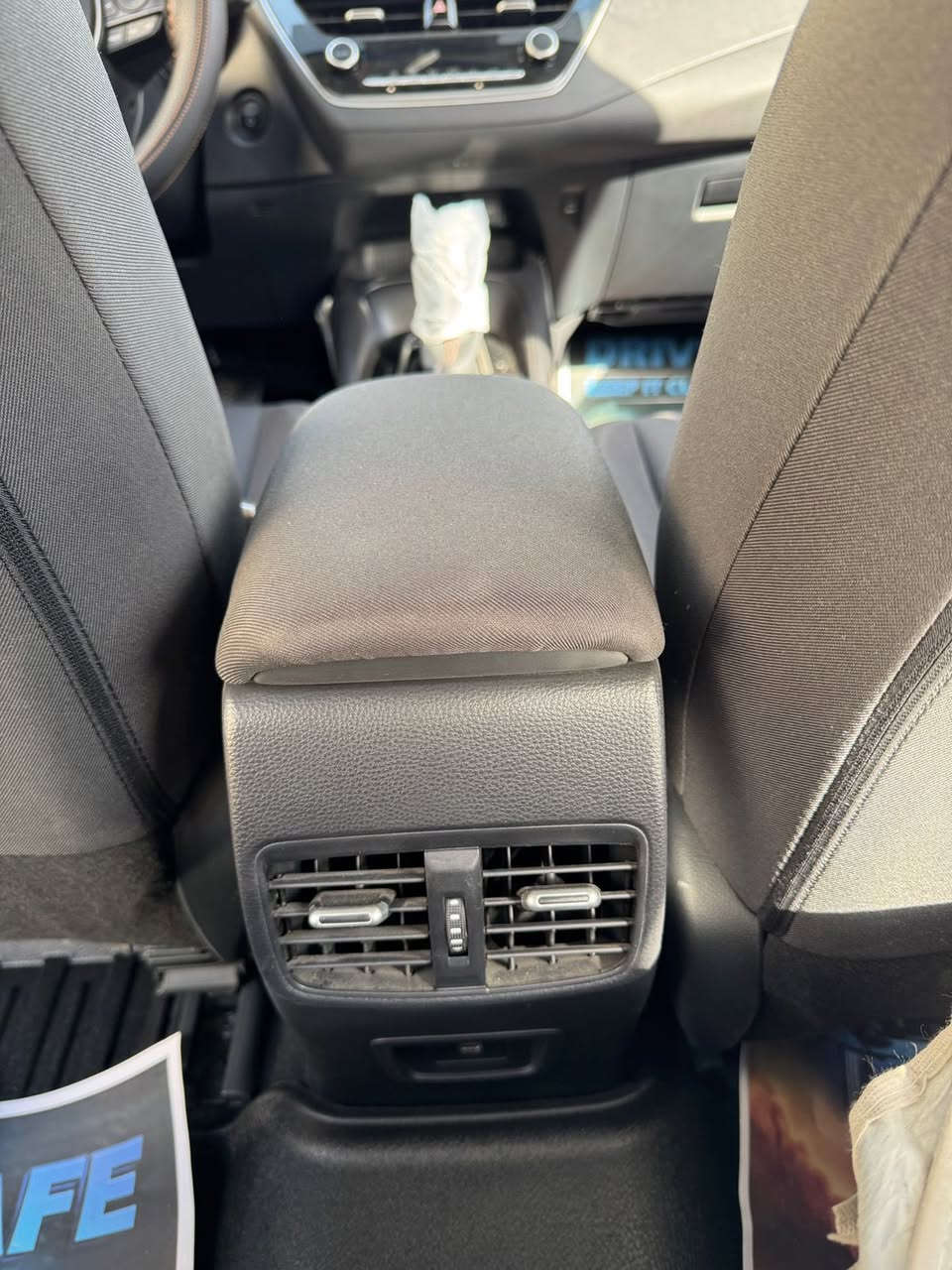 السلام عليكم للبيع كورلا هايبرد 2025 بأسمي ماشيه 6 الاف مكفوله من الصبغ والبارد
فقط تكحيل بالدعاميه الباقي كفاله عامه 
السياره بصمه وفتحه وقطعتين تبريد مواصفاته معروفه 
المكان بغداد الكرخ 
السعر 151 وبيهه مجال بسيط
***********
