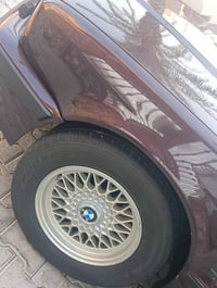 بي ام 525موديل 94سياره جاهزة وجديد مكينه مسكر فانوس وكير مكفوله فتحه ش...