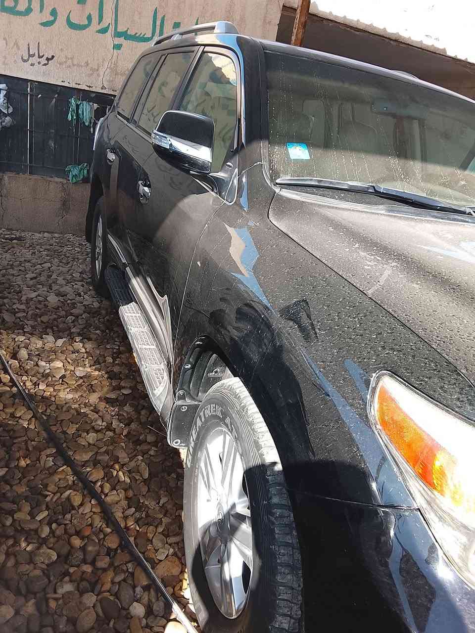 لاندكروزر موديل ١٤ كفاله عامه السعر ٤٠٠٠ دفاتر وبيه مجال ***********
