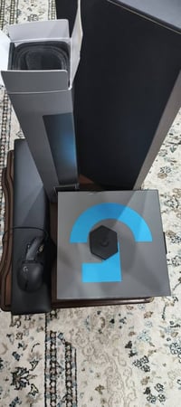 ‏سلام عليكم ورحمه الله وبركاته ‏ ‏عندي ماوس لوجتك  ‏كيبورد لوجتك ميكان...