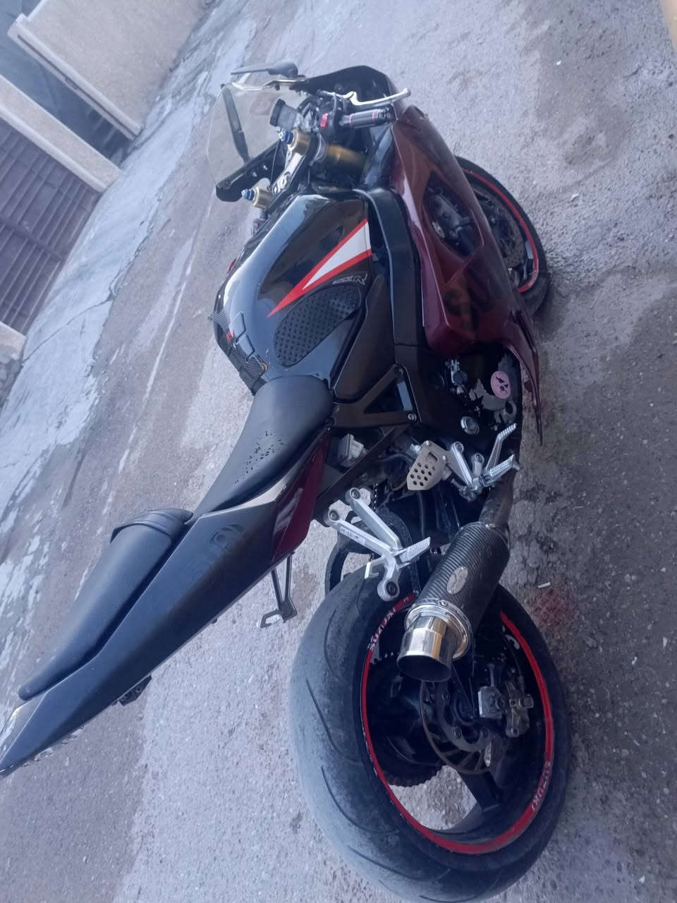 السلام عليكم
دراجه جكسر موديل 2005 ماكينه 750 السعر 25 ورقه وبيها مجال بسيط***********📞
