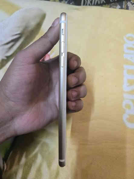 السلام عليكم ايفون سكس بلاص للبيع جديد لووك نضيف لا يصرف شحن ولا شي تاخذة على الفحص 
ذاكرة :٦٤ 
السعر : ٦٠ الف 
مكاني بغداد الشعب توصيل متوفر 
للتواصل ***********
