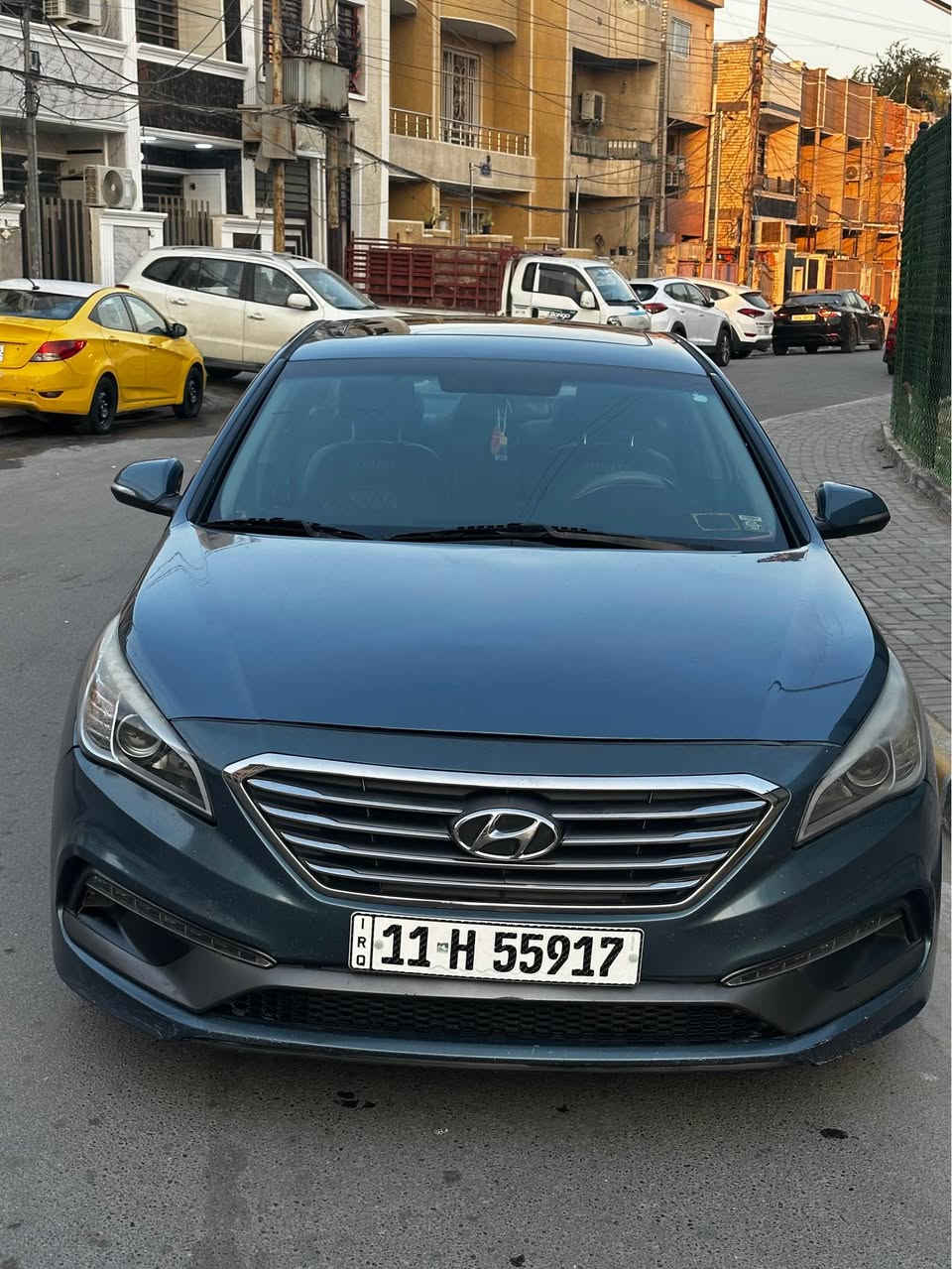 سوناتا موديل 2016 وارد امريكي مواصفات سبورت.  ليبل واحدمابيه شي مبدل

3 نوع قياده ايكو اسبورت وعادي

فتحه بلقماره

اشاير بلمري 

يدات نيكل  +ويل كروم

ترحيب للصندوق

شاشه دواره 

دواخل بيجيه 

السياره وارد امريكي حادث امامي بلبنيد وراجع كوله بلادي 

وضربه بجاملغ الخلفي بلعراق  

السعر ١٣٢وبيه مجال للشراي فقط 

للاتصال *********** بغداد, العراق
