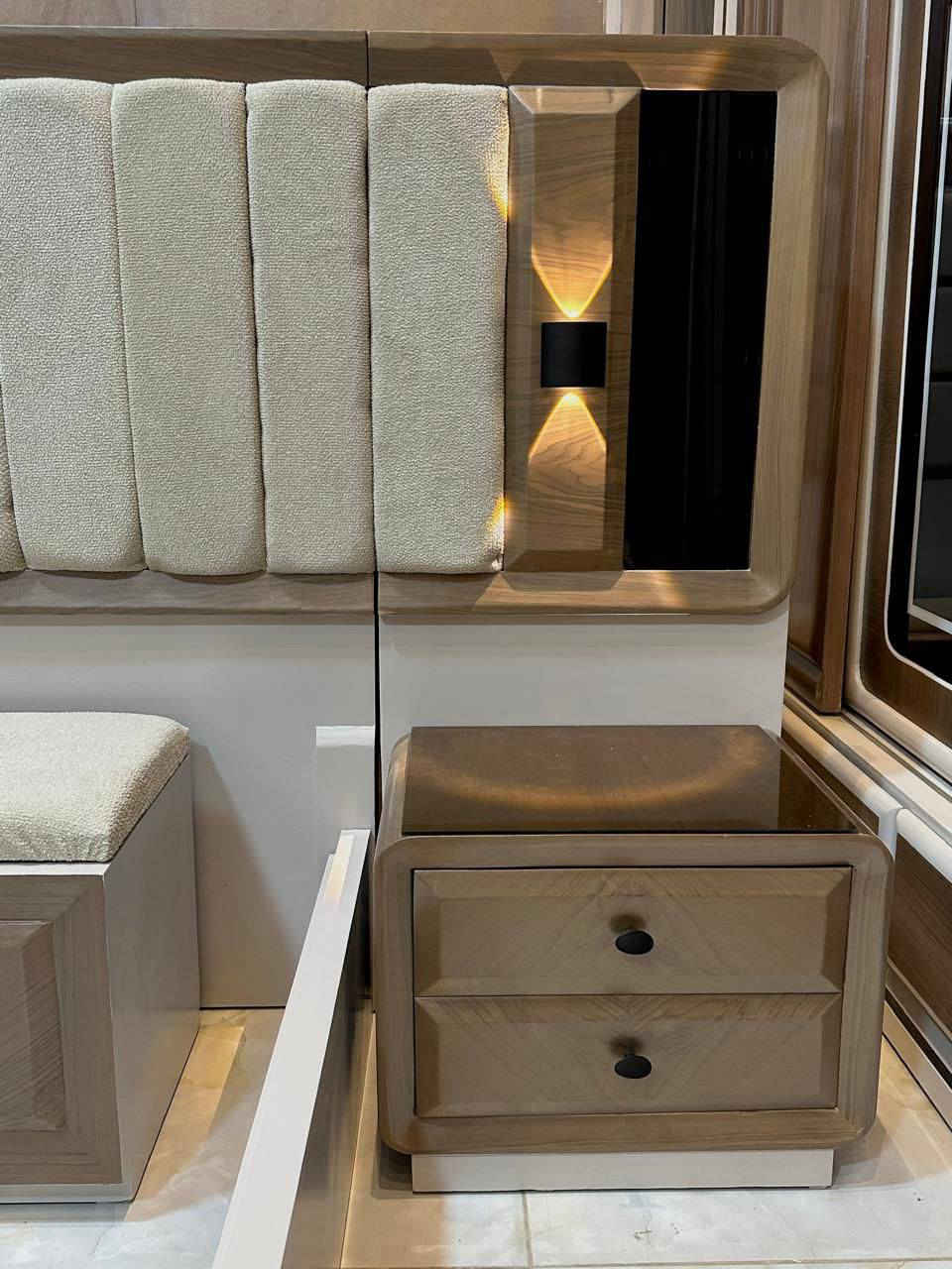 عروض وخصومات 

فوري علي التحميل 

                السعر ٣٨ الف

شغل مستوي عالي 

عروض وخصومات علي غرف النوم

غرفه نوم دمياطى تقيله

نووووم ماستر  للعمر الطويل 

خشب ثه ف ثه روسي وزان 

والدهان دوكو فرن وقشره افريقي

ملل 1800

يوجد شحن


**إذا كنت صاحب هذا الإعلان وتريد حذفه لأي سبب، رجاءا أرسل رسالة إلى الدعم الفني**