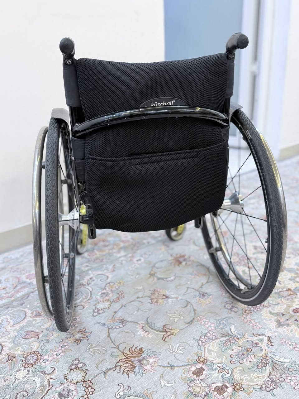 کوردی /العربیة 
عەرەبانی ئەلمانی کارپێکراو بۆ فرۆشتن 

ـ حەجمى  ٣٨ ستيم
بۆ زانیاری زیاتر نامە بنێرن 

ــــــــــــــــــــــــــــــــــــ
عربانة  المانيا مستعمل للبیع 
ـ
 حجم٣٨ ستيم   

لمزید من المعلومات یرجی مرسلتنا علی الخاص

***********
