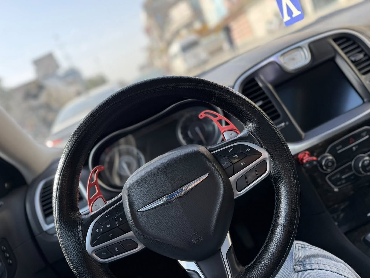 السلام عليكم
اوباما ٢٠١٧ سي فول للأخير 

بنراما 

شاشه كاربلي 

مقاعد كهرباء 

مقاعد جلد 

مقاعد تبريد تدفئه 

برده خلفيه 

شفتات ستيرن 

خزن ميموري 

ستيرن كهرباء 

ويل بلادي عنكبوت ٢٠ 

تعتيم مري 

بعد هواي مواصفات معروفه ما داعي اذكرها 

سياره مكينه وكير كفاله 

ضرر جاملغ خلفي كلير فقط 

وبيها بارد قليل جاملغ امامي 

الباقي كفاله كله 

ماشيه ١٠٢ ألف ميل فقط رقم أربيل شمالي مداور ثاني يوم مداور فقط 

للاستفسار اكثر اتصل 

مكاني نجف 

***********
