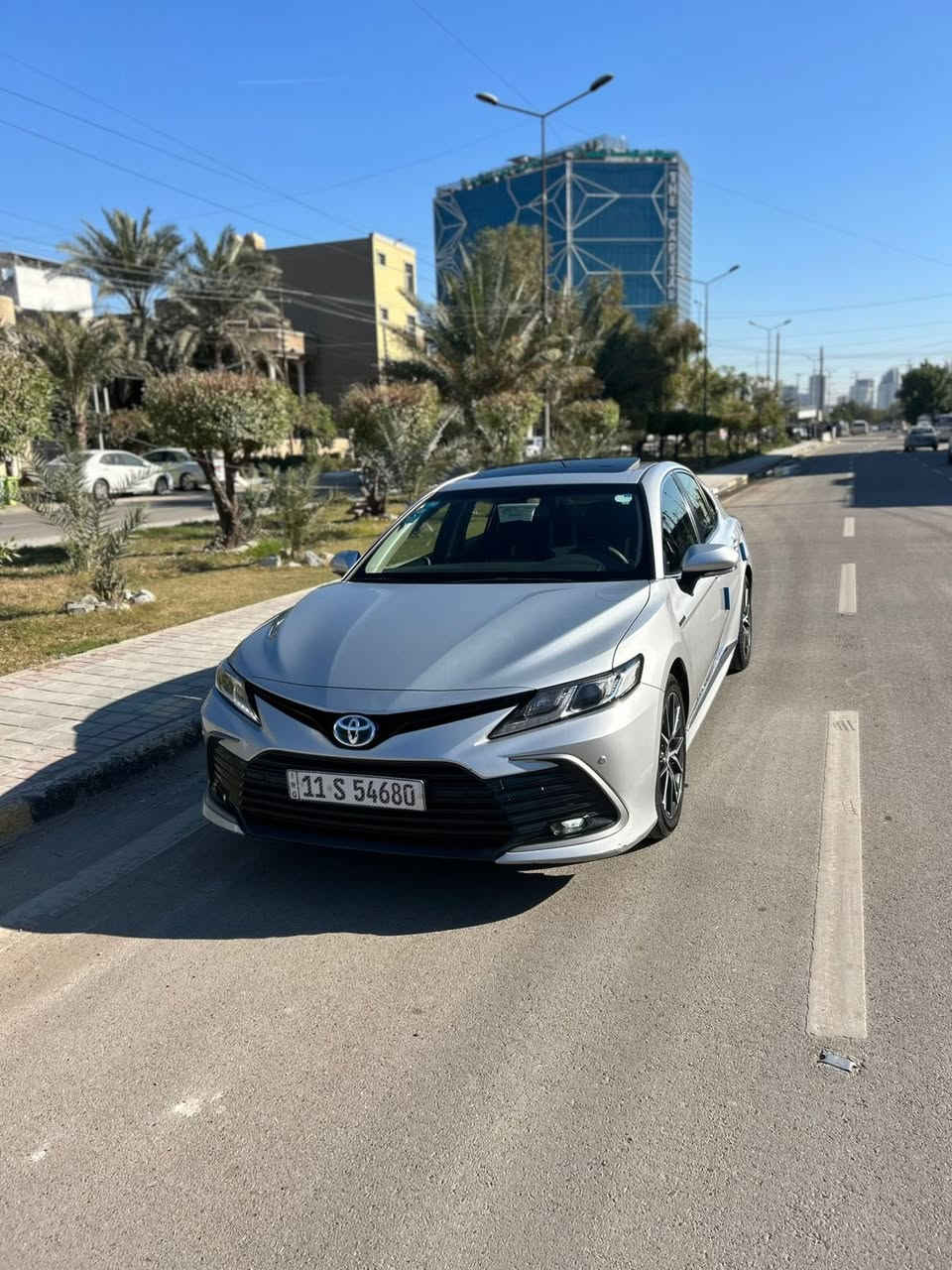 كامري خليجي وكالة عبد اللطيف جميل 2023 

مكفولة كفالة عامة عدا بارد صغير بالجاملغ الخلفي +bdr

فول مواصفات 1/1

زنون عالي ناصي + بروجكترات
بردة خلفية كهرباء
انارة محيطية 
شحن لاسلكي 
تبريد قطعتين + منفصل
مري شفط 
حساسات جميع الجوانب 
سماعات JBL
محرك 2500 هايبرد 
انارة داخلية ثلجي 
دبل بصمة 

السيارة جديدة 
ماشية 74 الف كيلو 

العنوان بغداد حي الجامعة 

السعر 228$ بيهة مجال بسيط 

***********
