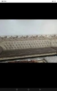ديوان خشب • ٧٫٥م • ٩مقاعد