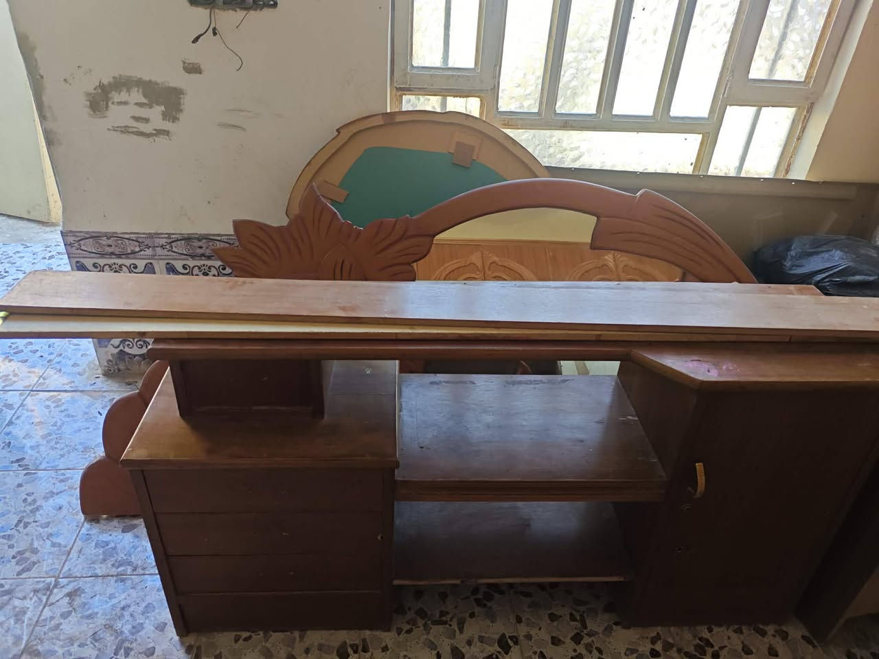 غرفت خشاب البيع كامل الملحقات نضيفه. والشراي يخابر وبيه خير ويدلل ***********
