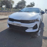 كي5  2023 ورد مريكي بدون اي حادث بيه قطعتين صبغ لا يربك لا اي شي طخه  ...