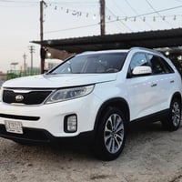 كيا سورنتو خليجي 2015 تبريد 3 قطع  كشن كهربائي  تايرات صار شهر مشدودة ...