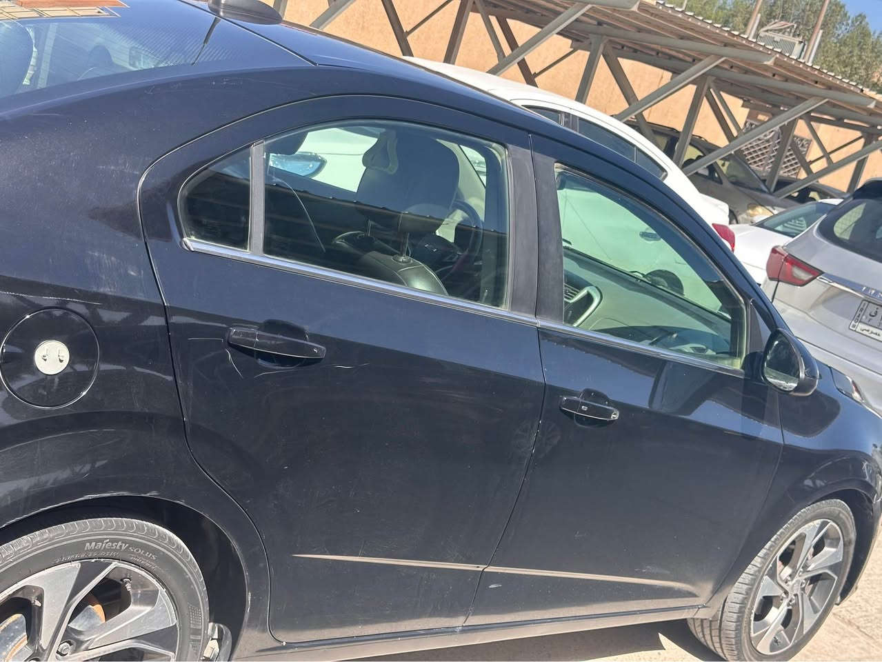 شفر سونك موديل 19 للبيع او مراوس  ..
فقط بنيد صبغ والباقي كفالة من ضربة وصبغ تبريد ومكينة وكير وحداده وتايرات جدد رقم بصرة بشرط تحويل بأسم المشتري مكانها البصرة 
السعر : 70 ورقة 
للاستفسار : *********** البصرة, العراق

