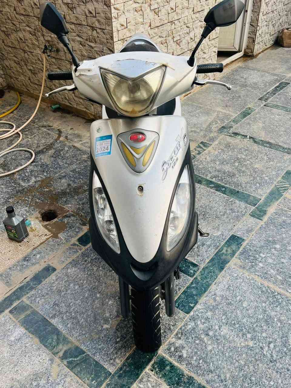 السلام عليكم دراجه كامكو كلش مرتبه الدراجه مفتوحه وكلشي شغال بيها ومشي خير من الله *********** الشطره
