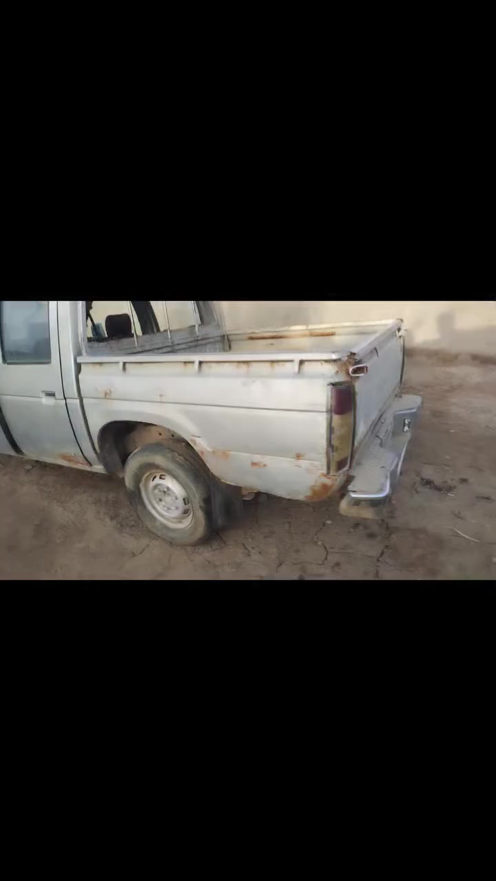 اسلام عليكم. نسيان مديل ٩١ دبل قماره  سياره شغله. صار مده متروكه. سياره مكينه بيه خيط بخار  كما موضح بل صوره  كيره مكفول رقم الماني. مثنئ راعيه موجود بل رميثه سعر 20 وبيه مجال عنوان. الديوانيه الحمزه شرقي
***********
