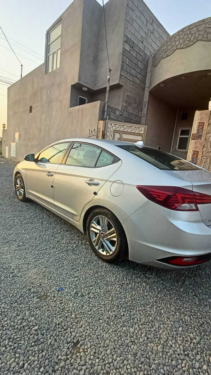 النترا 2019
دخول كلين بيها باردين فقط 
محرك 2000 دوش
كير AT
ماشية 90 ميل
الموقع موصل
السعر 148
الرقم ***********
