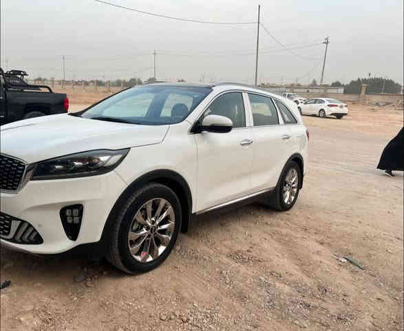 سورنتو 2020 رقم اربيل انكليزي 
سياره جاهزه كير مكينه حداديه تدفئه تبريد جاهزه  
حادثها فقط بنيد وجاملغ اثناء نقل السياره للعراق
السعر: 235 
مكان السياره النجف 
للاستفسار 
***********
