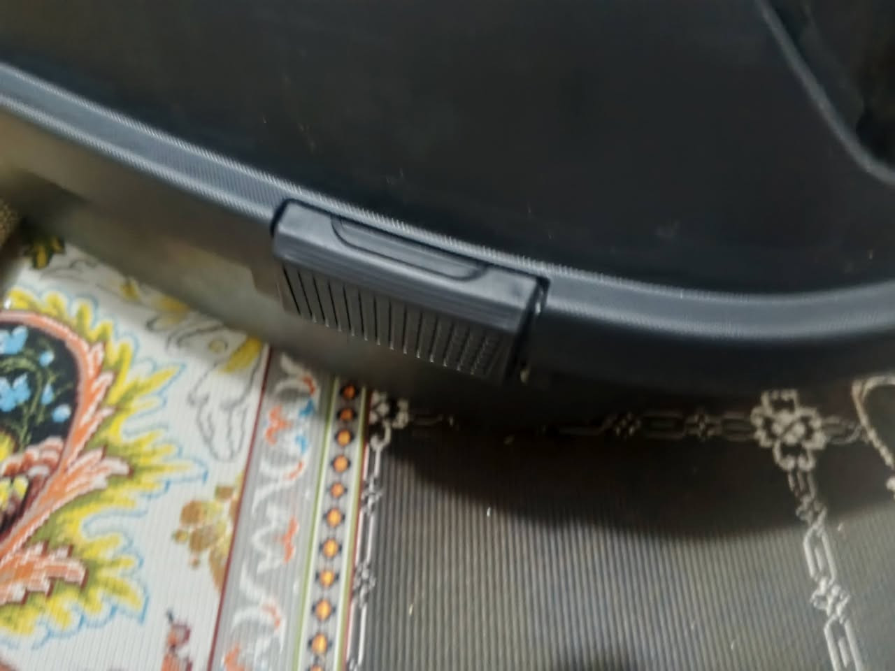 بوكس دراجه امزون جديد غير مستخدم
بوكس أوربي نوعيه فوق الممتازه كافه الملحقات موجوده 
السعر 50 غير قابل للتفاوض 
المكان القرنه 
للاتصال ***********
