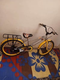 دراجة • حجم ٢٠ • قفل