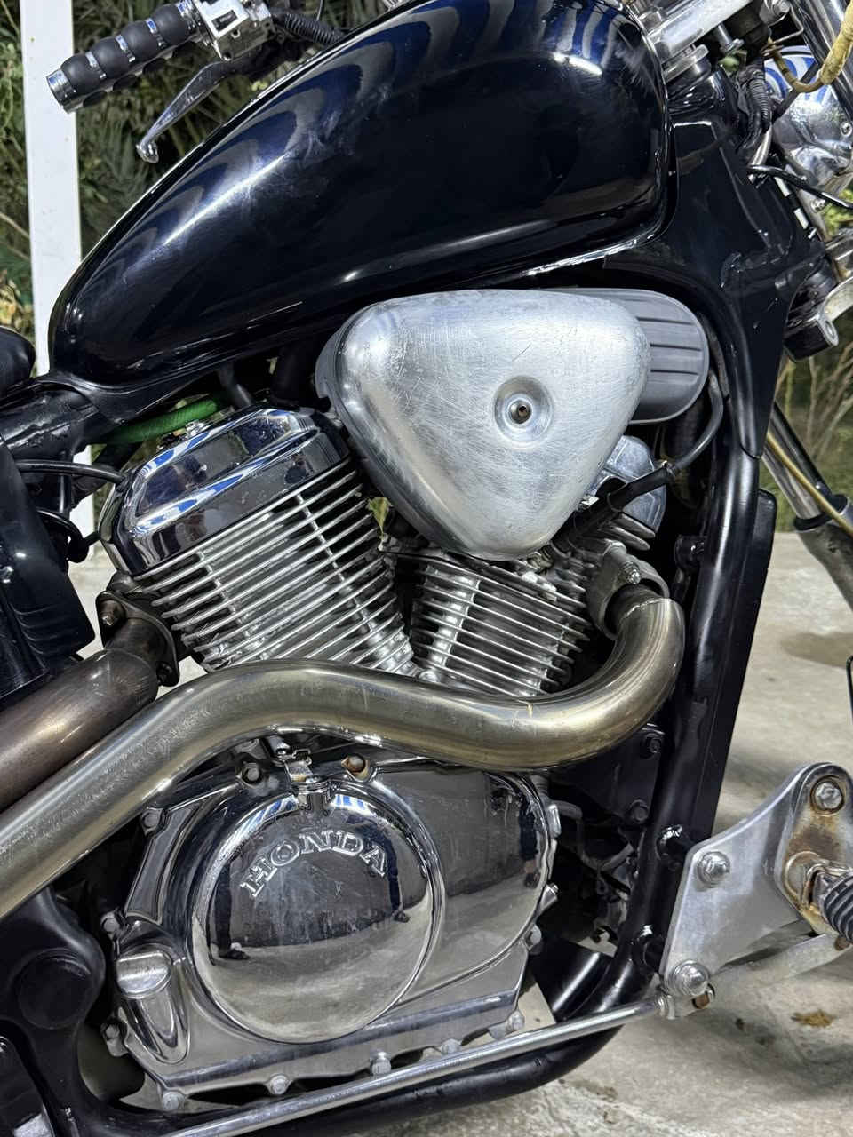 السلام عليكم 
ستد 400cc

دراجه اوراق وكمرك مدفوع كبل ترقم من ينفتح الترقيم
نضيفه الدراجه عدا  الاشاير الوره فقط 
كامله الدراجه كفالة محرك
السعر مليون ونص
***********
