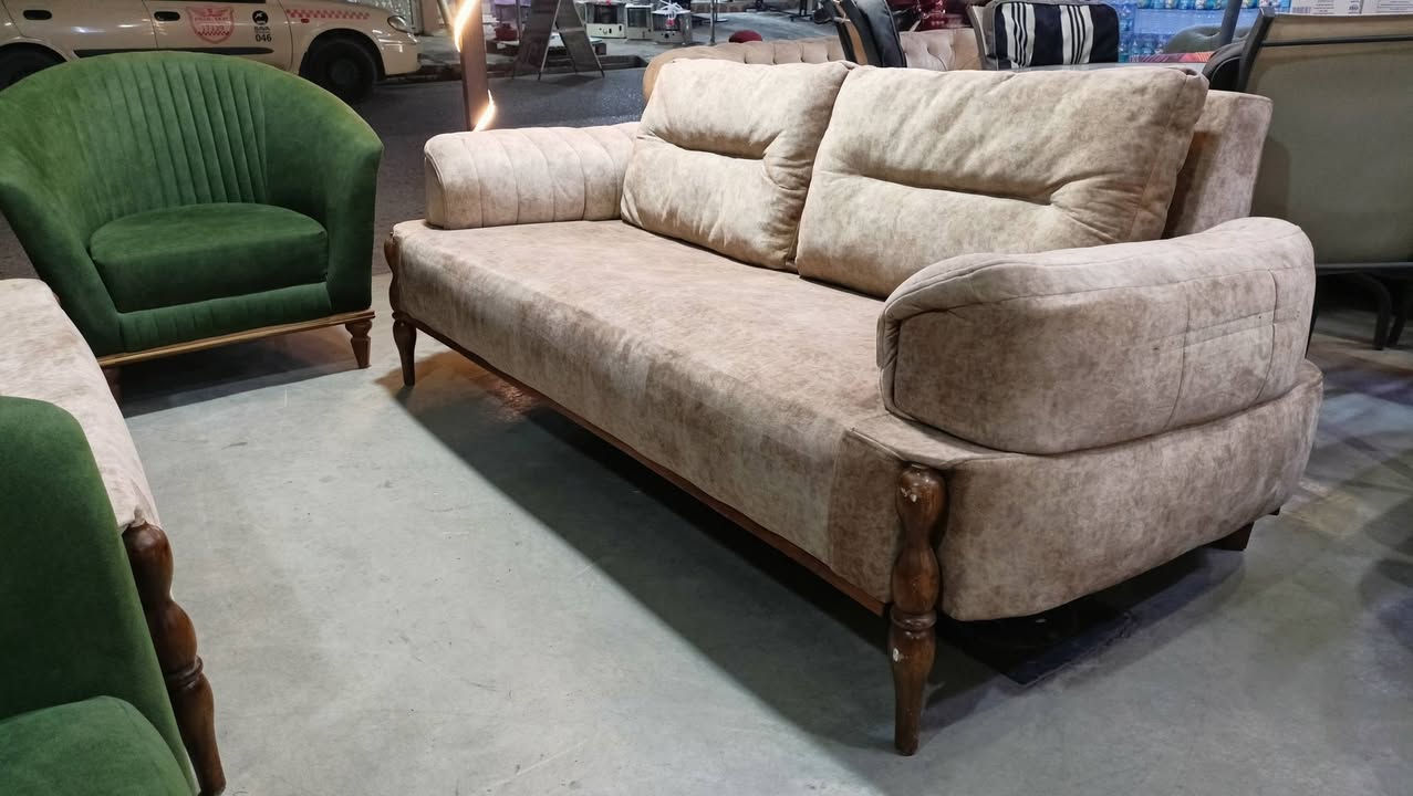 ♥️ ♥️ الراوي .. لبيع وشراء كافة الاثاث المنزلي ♥️♥️

العنوان اربيل فرمان بران 
شارع (15) قرب مدرسة السعاده الاماراتيه 

للاستفسار____فايبر +  واتساب  ***********  📞📱

يوجد لدينا اوسطه فتح ونقل وشد الغرف التركيه فقط بأسعار مناسبه 🔥🔥
