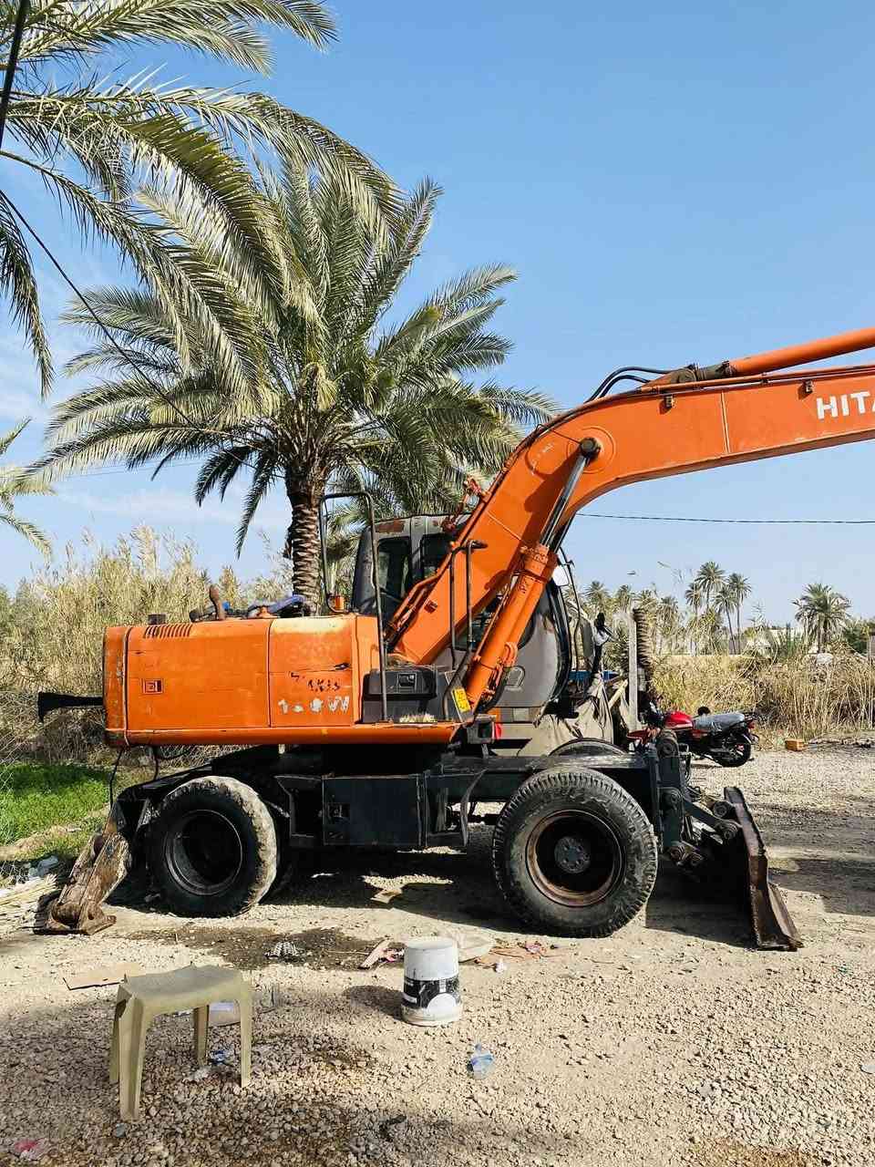 حفاره للبيع زت موديل 2004 
***********
