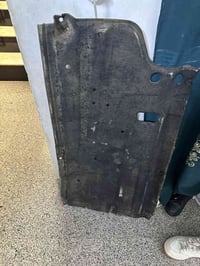 شباب عندي هاي البطانه خلف السائق للبيع كلهن 07704745825