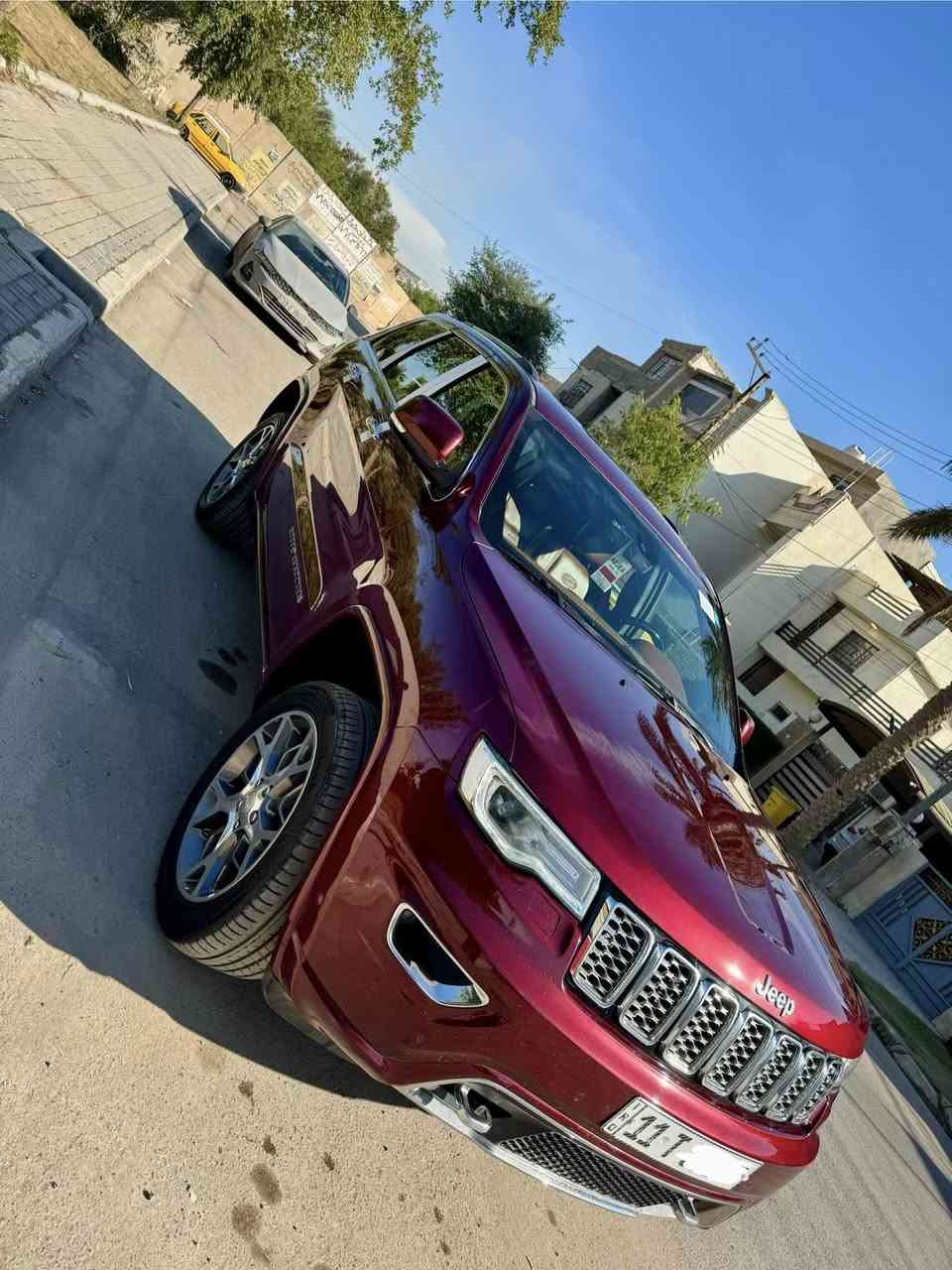 السلام عليكم جيب 2020 خليجي وكالة ليث العبيدي مكفولة كفالة عامة اوفرلاند اعلى فئة السيارة جديدة جداً موصفات بانوراما كشنات جلد تدفئة تبريد كشنات كهرباء داخل قرميدي دشبول قرميدي بصمة دخول ذكي صندوق كهرباء ٦ سلندر شاشة كبيرة كامرة خلفية حساسات امامية خلفية مانع اصطدام ماوس تحكم وضعيات قيادة فور ويل شاشات خلفية كشنات حضن وباقي الموصفات المعروفة السيارة من الزيرو عندي صارلها 5 سنوات  السعر 310 وبيها مجال حك الجية المكان بغداد السيدية رقمي ***********
