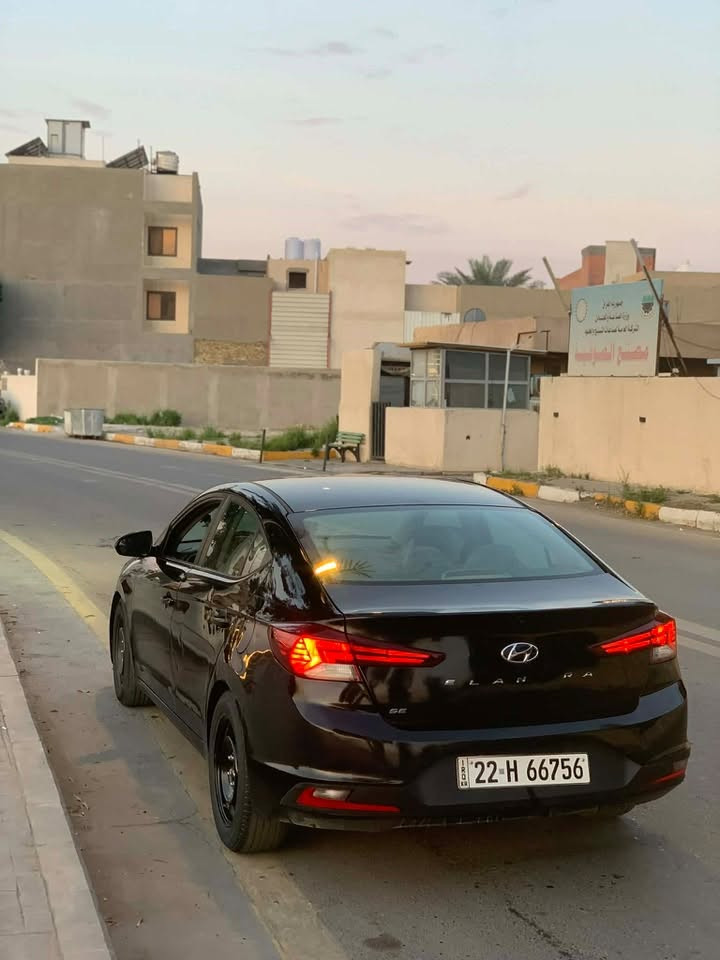 السلام عليكم النترا ٢٠١٩للبيع حادثة جنطه مواصله للحوض وبيها خشم بنيد ايرباك مطاك تبريد ثلج كير محرك مكفول رقم أربيل تريد وكاله تريد تحويل 

السعر ١٢٠ 
***********
