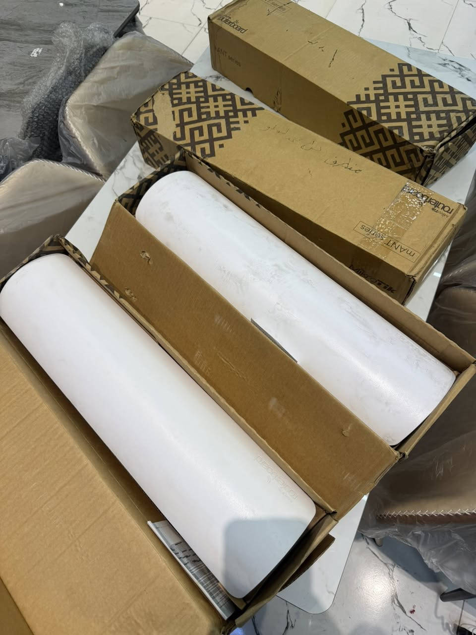 سكتر مايكروتك مع راوتر 921 مدمج جديد
السعر 80 الف جديد غير مستخدم
***********
***********
