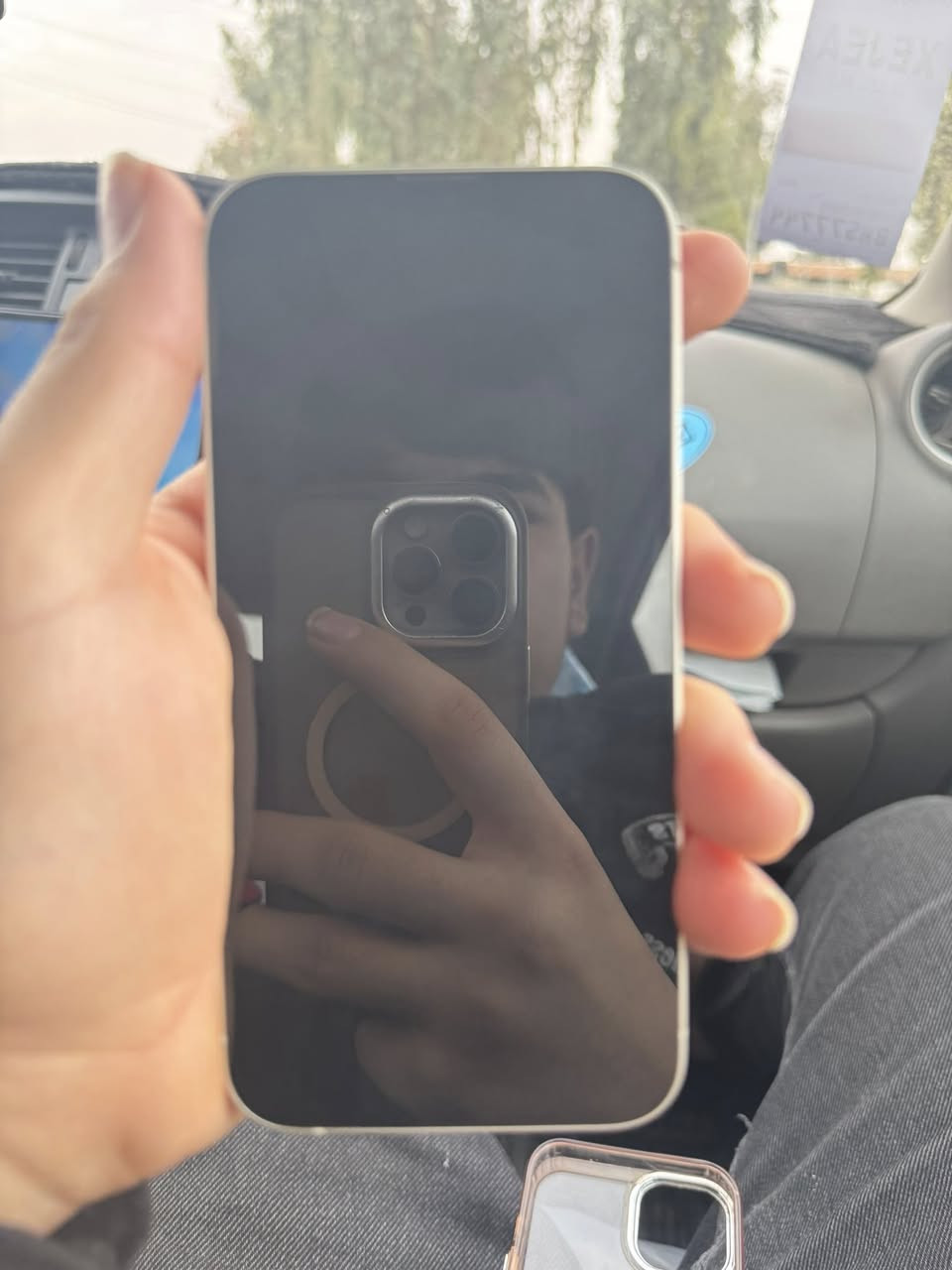 ايفون ١٣ كامرتين للبيع جهاز حيل حيل نضيف شخط واحد مابي شاشه حيل نضيفه هم ولا شخط مابي بطاريه ٨٥ ذاكرا ١٢٨ جهاز ياباني وليعرف بل ايفونات يعرف شنو ياباني اي عيب صغير مابي وانطي بي شرط الحاسبه ((450)) وبي مجال للطيبين رقم الهاتف *********** متواجد خاص واتساب واتصال ٢٤ ساعه
