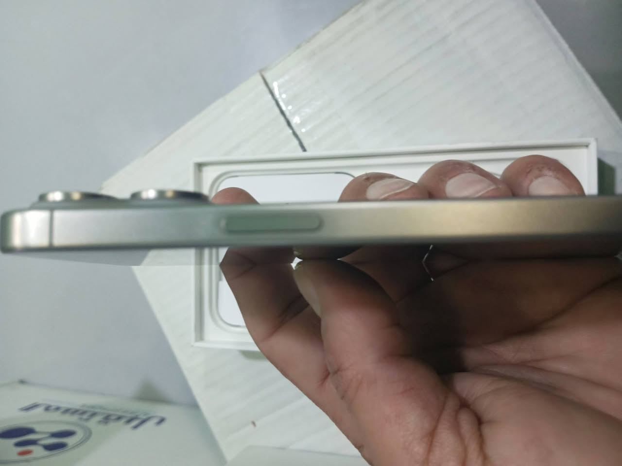 ايفون 15 برو ماكس دبل سيم ZA
بطارية 88 
تيتانيوم 
جدا نظيف 
ويه الكارتونه 
سعر مليون و100 
أو مراوس ب كلاكسي z فولد 6 أو 7


**إذا كنت صاحب هذا الإعلان وتريد حذفه لأي سبب، رجاءا أرسل رسالة إلى الدعم الفني**