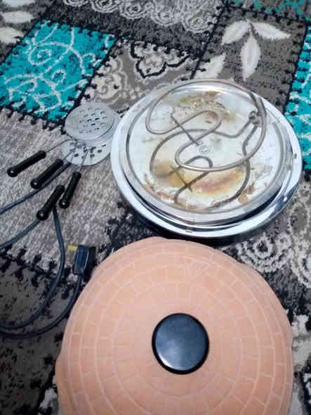 للبيع شوايه كهربائيه جديده سعر 25 الف ***********
