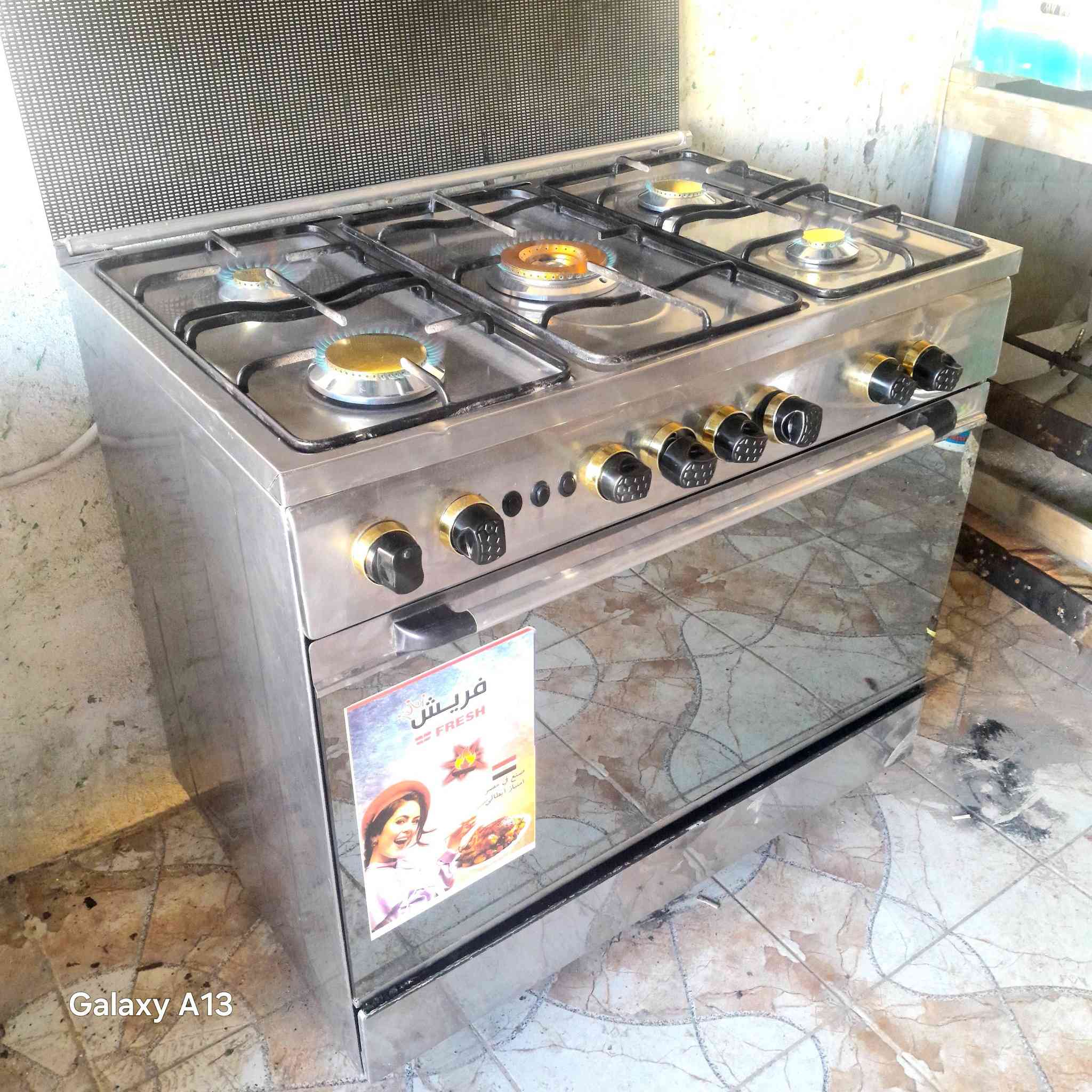 طباخ فرش مصري استيل باب اول كوله شغال وعلى الفحص بيع او مراوس عندك طباخ قديم تعبان اراوسك العنوان حي النداء شارع المكاتب وتساب مازنجر موجود ***********
