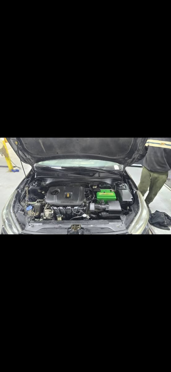 كيا فورتي 2021 (Ex) 
فول فتحه سلايت
السياره ماشيه 120 km
1 مكينه 2000 دوش 
2 كشنات تدفئه + ستيرن هيتر
3 نضام الشاحن الاسلكي للموبايل
4 رادار امامي خلفي
5 رادار جانبيه نقطه عمياء 
6 نضام القياده الذاتيه
7 قطعتين تبريد
8 نضام التوقف الذاتي عند التقرب للمركبه
9  انضمه قياده يكو. سمارت. سبورت
10 بك لايت لد 
11 سماعات السياره عاليه جداً بنضام Harman  
كيرهه At المرغوب 
حادث بنيد وجاملغ بيهه طخطخات بسيطه مكملهن باقي بس صبغ  وبيهه كتف مال مانع انزلاق ورادار متوقف يرادله تبديل 
السعر 130 
***********
