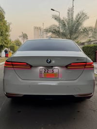 BMW🇩🇪🇩🇪 530i الموديل : 2024 وارد امريكي كفاله عامه من كلشي  ماشيه 36mi...