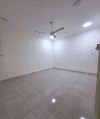 مركز البصرة الساعي • ١١٧م • ٢ غرف