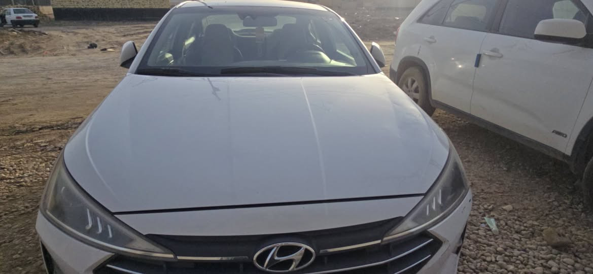 السلام عليكم النترا ٢٠  خليجي فول مواصفات  فتحه بصمه حساسات اماميه خلفيه اشاير بالمري مري شفط
مكينه الفين دوش. ماشيه ١٠٣رقم انكليزي اربيل هزه جديده  السيارة بيها باب مبدل وبارد بالبنيد كد شبر 

مكانها الديوانية 

*********** ديوانية, القادسية
