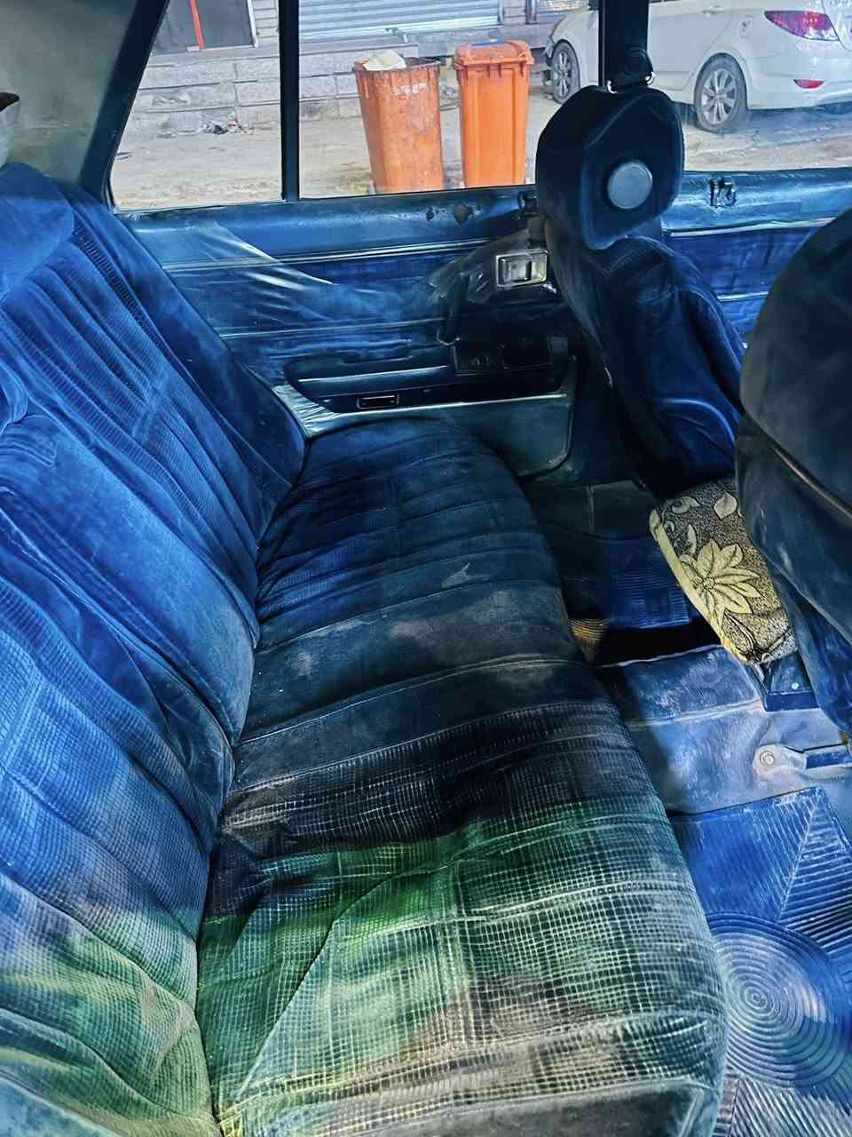 سلام عليكم سوبر موديل 82 سياره بلاديه بيهه جراد حداديه نضيفه نقص بس لاستيك قماره تبريد شغال كهربائيات كلهه تشتغل كير ومكينه بطه تايرات جديده والسعر35 بيهه مجال والمكان المدينه ***********
