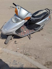 سبيسي مليزي للبيع سعر 500وبيه مجال مكينه خير من الله كهربائية كله شغال...