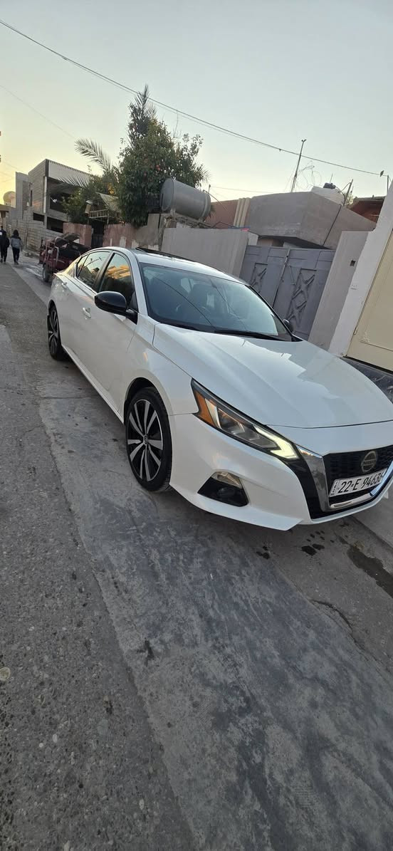 التيما موديل ١٩ 
فول فول SR سياره كيلن ما بيه اي شي لا صبغ ولا 
0751 11 33 951 
بيه وتساب ديبيس, كركوك
