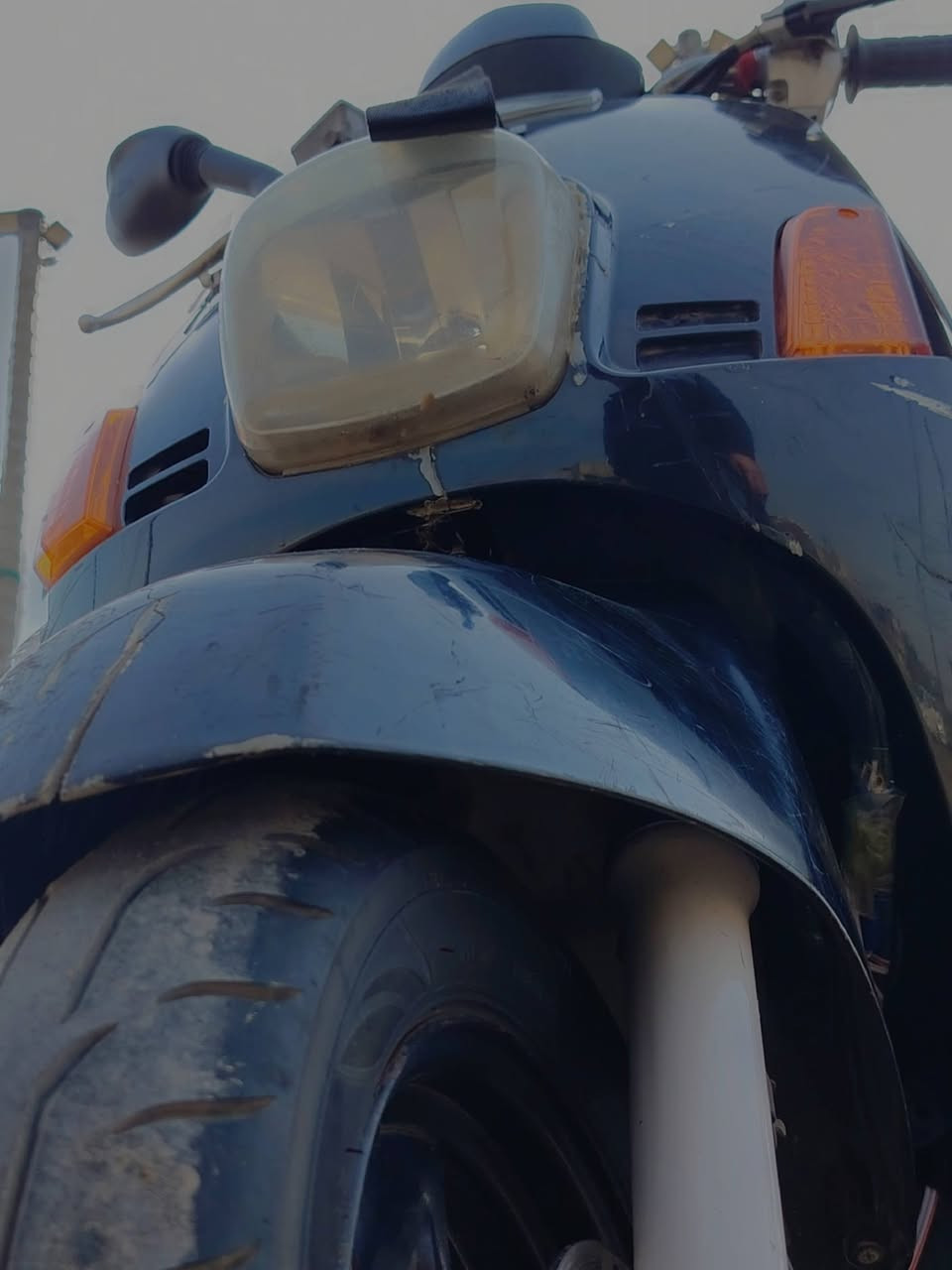 سلام عليكم دراجه بوليس للبيع الدراجه كلها بلاديه ومختمه ختم واحد المكينه مامفتوحه ناعمه الكهربائيات كلها شغاله   كيج بانزين اشاير شغاله سلف هندر شرط نكره الدراجه حلوه ونظيفه االسعر 600 وبيه مجال المكان مدينه الصدر
***********
