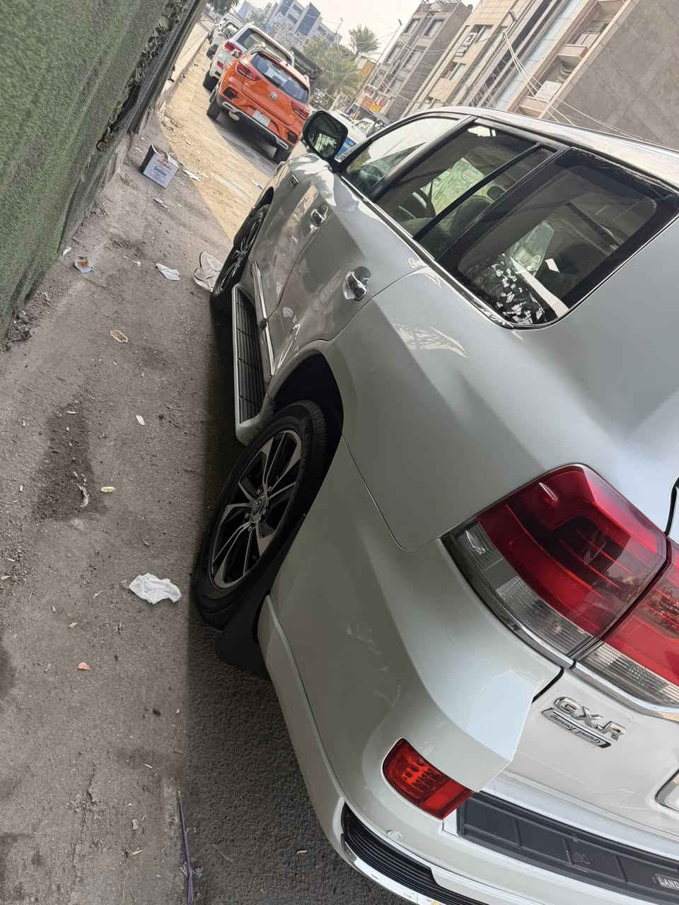 لاندكروز موديل2012محدثه موديل2021تحديث يخبل داخل وخارج ويل جديد تخم تاير كير محرك كفولات جافيه على صفحه السايق سياره خير من الله جديده مناقصه برغي فتحه شاشه تبريد ثلاجه سعر238 موجوده بشارع فلسطين***********
